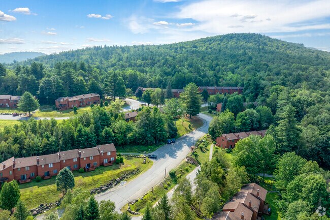 North Creek is tucked between Gore Mountain and the roaring waters of the Hudson River,