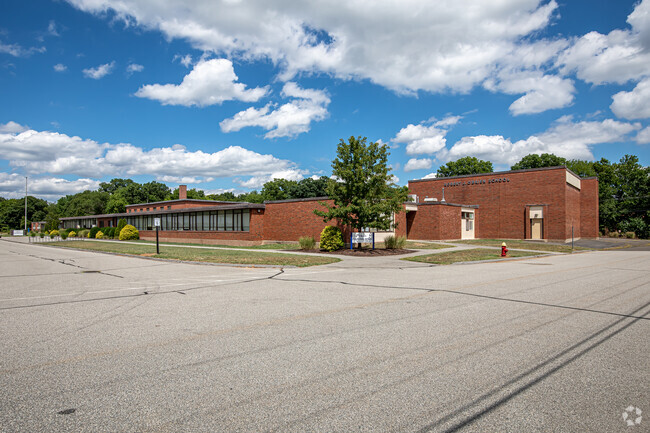Robert J. O'Brien Elementary School offers a side and front entrance.
