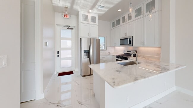 855 Lagoon St unit 1, Fort Myers Beach, FL 33931 - photo 2