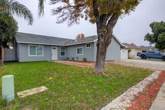 9855 Douglas Ave, Delhi, CA 95315