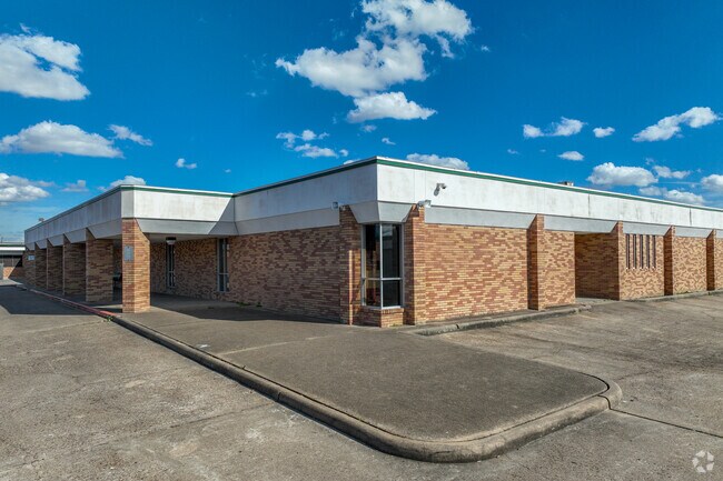 PVI is now a Summit Learning-Certified pilot school, fostering personalized learning journeys.