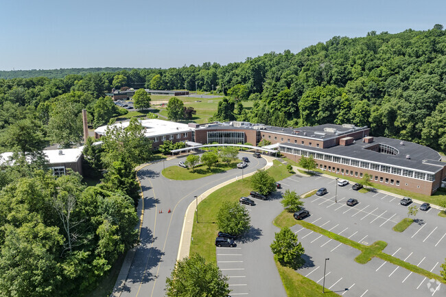 The Cider Mill School is located at 240 School Road in Wilton, CT.