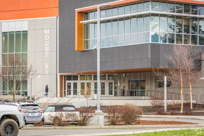 Mount Si High School near Wilderness Rim is rated A- in Niche.