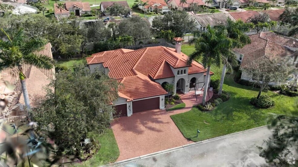 16013 Waterleaf Ln, Fort Myers, FL 33908 - photo 2