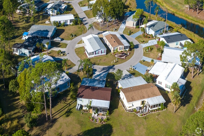 Lake Fairways in Jacaranda, feature circular street layouts.