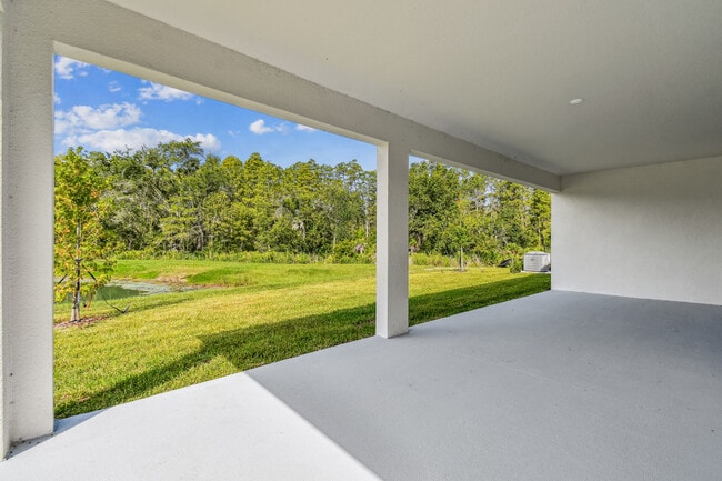 31215 Hayman Loop, Wesley Chapel, FL 33545 - photo 6