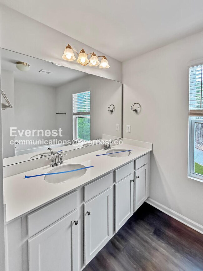 109 Big Bertha Dr, Statesville, NC 28677 - photo 4