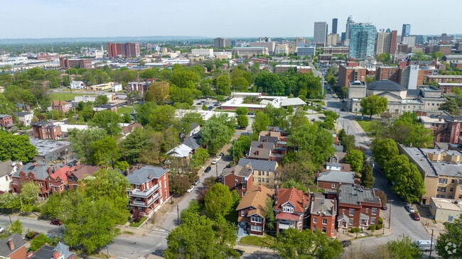 The neighborhood of Limerick is very near to Downtown Louisville.