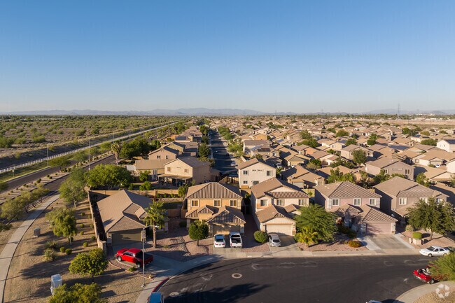 Agua Fria Ranch neighborhood overview