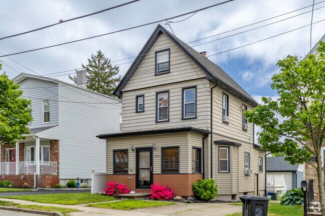 Renovated Cape Cod homes can be found in the neighborhood of Carlstadt, NJ.