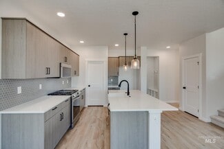 4195 E Woodmurra St, Meridian, ID 83642