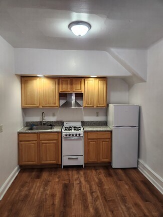 4529 Springfield Ave Unit 2F, Philadelphia, PA 19143