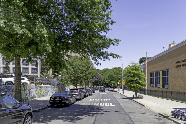 P.S.008 is right next to Mosholu Playground where the children let off a little steam.
