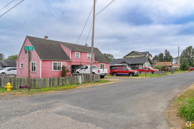 You'll find Mid-Century Cape Cod homes in the Jeffers Garden neighborhood.