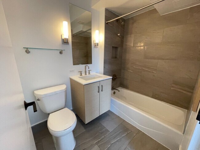 32 Cliff St unit 14, New York, NY 10038 - photo 7