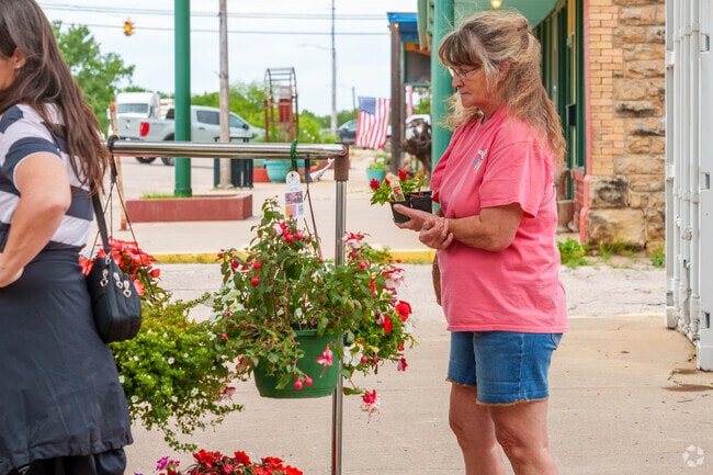 Customers can shop among the many retail locations in downtown Central Pawnee.