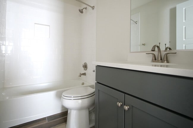 16018 Canoe Pointe Loop, Moseley, VA 23120 - photo 5