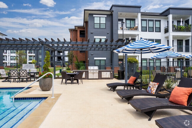 NorthStar Georgetown 55+ Active Adult Apartments, Georgetown, TX 78626 - photo 6