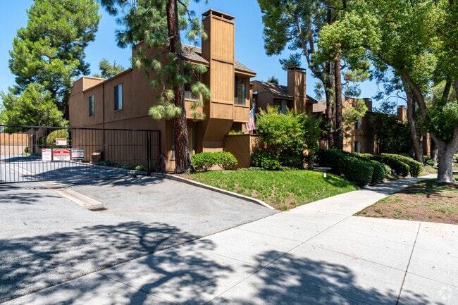 These townhomes are just right off the freeway in Madison heights area and are affordable.