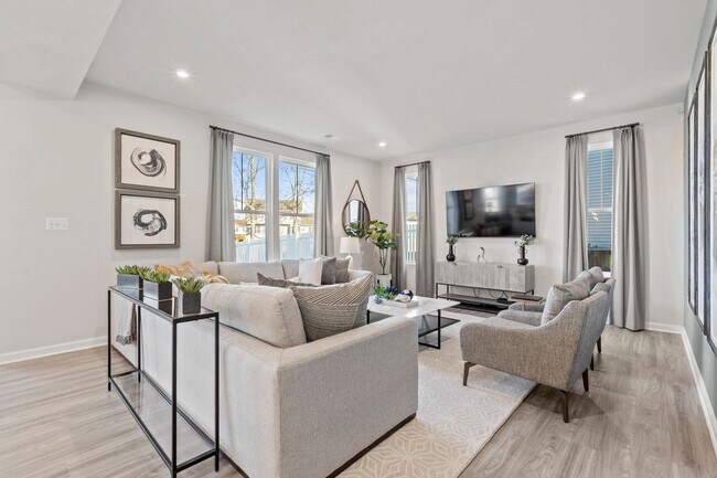 117 Taft Ave, Ranson, WV 25438 - photo 5