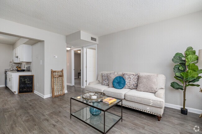 2BR, 1BA - 860SF - Living Room