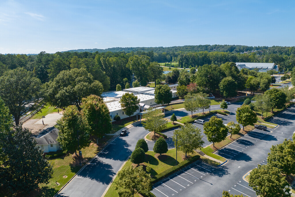 Whitefield Academy is a top-rated private school welcoming grades PK-12 in Mableton.