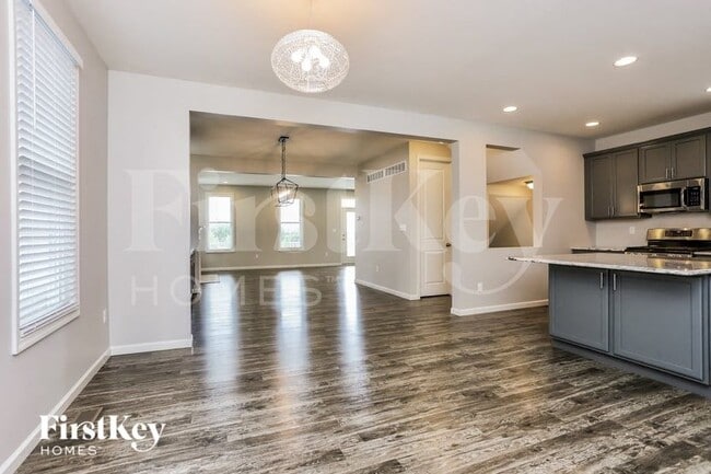 1016 Kilderkin Way, Saint Charles, MO 63301 - photo 4