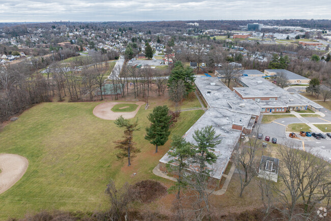 Featherbed Elementary School is rated C by Niche and has about 550 students in PK through 5th.