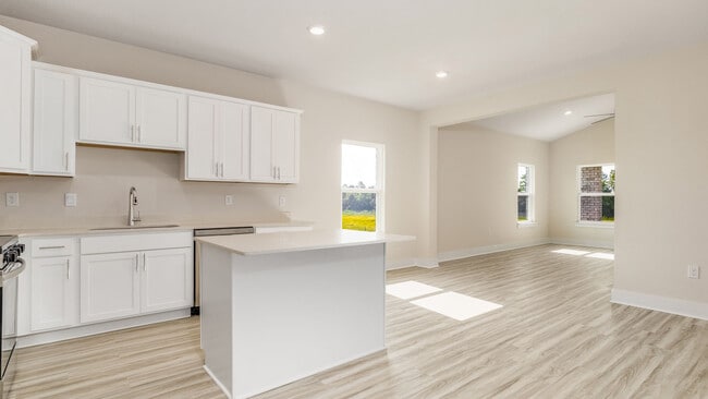 5913 Pelagic Dr, Milton, FL 32583 - photo 5