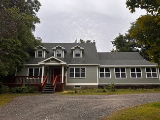 6 Crescent St, Randolph, VT 05060