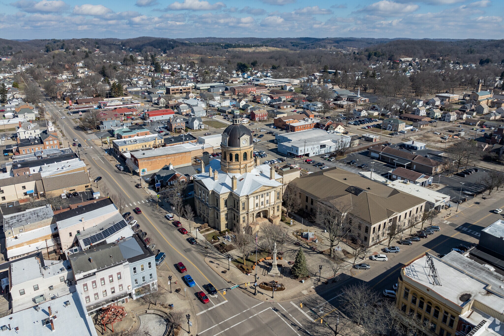 New Philadelphia residents have easy access to everyday amenities.