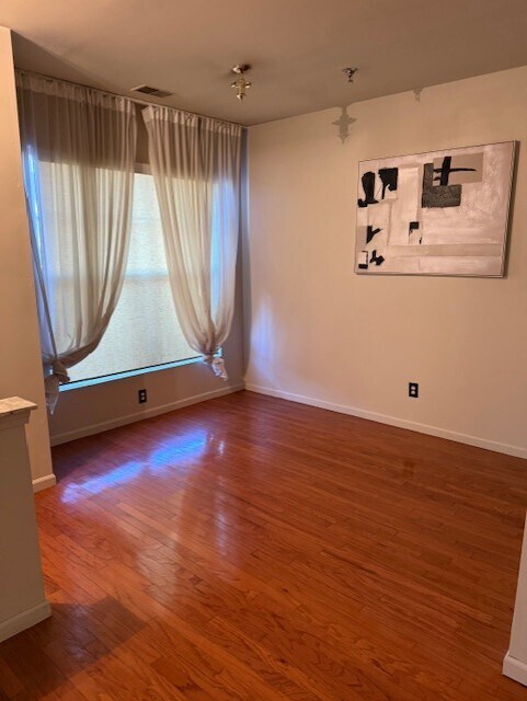 3741 S Wayne Rd unit Fountainplace, Wayne, MI 48184 - photo 6