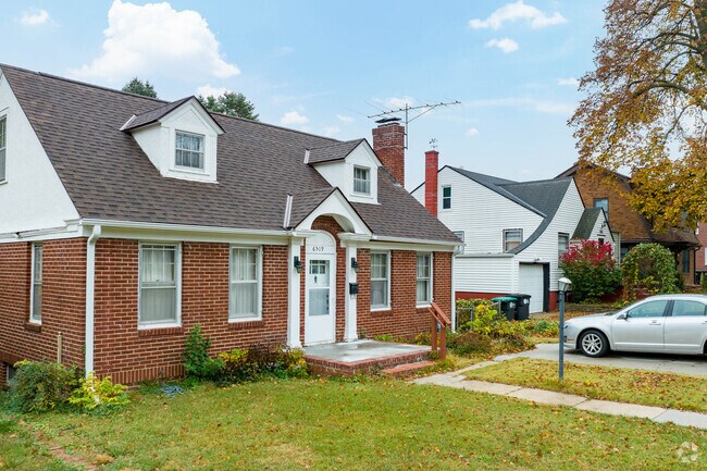 Cape Cod home styles are common in the Miller Park-Minne-Lusa neighborhood.