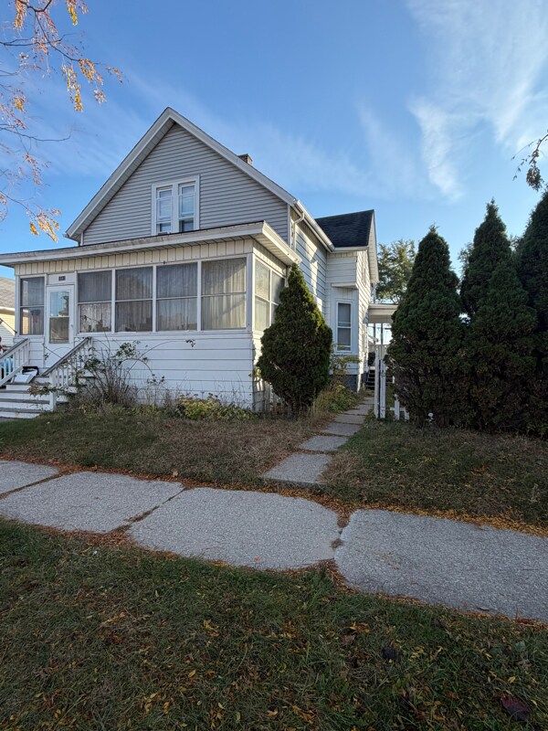 1641 N Main St Unit Lower, Racine, WI 53402