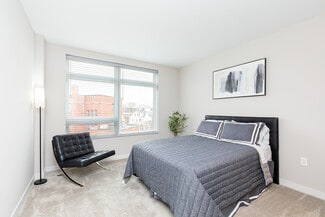 2800 Franklin Blvd, Cleveland, OH 44113