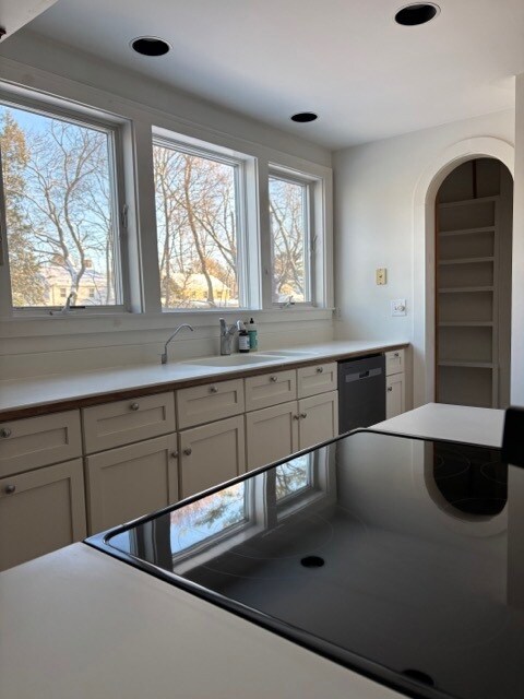 121 Ocean Ave unit 1, Portland, ME 04103 - photo 3