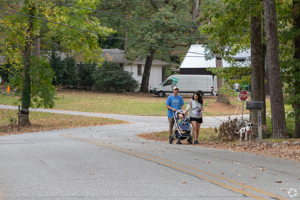 NH_GreenCrestwood_555020_P2_v1_GM_121124