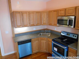 1 Folsom Ave Unit 3, Boston, MA 02120