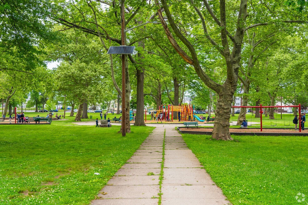 NH_NorthEnd_537189_P2_v2_BR_091024