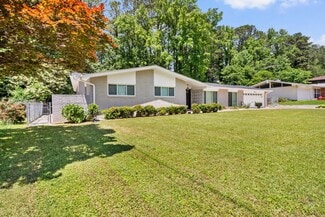 4019 Flintridge Dr, Stone Mountain, GA 30083