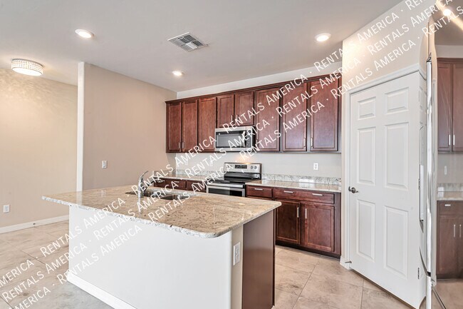 8680 N Rome Ct, Tucson, AZ 85742 - photo 4