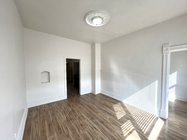 5248 S Wells St unit 2, Chicago, IL 60609 - photo 4