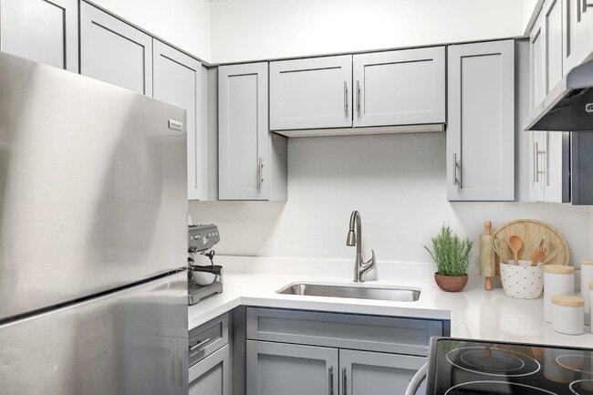 Atwater Apartments, Phoenix, AZ 85020 - photo 5