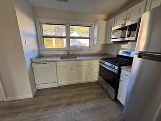 79 Tavistock Dr, Little Egg Harbor Township, NJ 08087