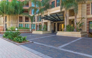 500 W Harbor Dr Unit Luxury 2br Condo, San Diego, CA 92101