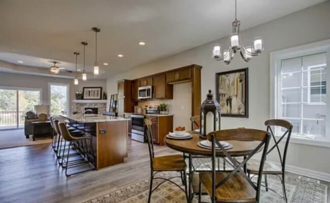 16070 Hadan Dr, Bennington, NE 68007 - photo 3