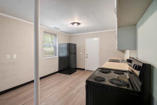2209 Morehead Ave unit 5, Durham, NC 27707 - photo 7