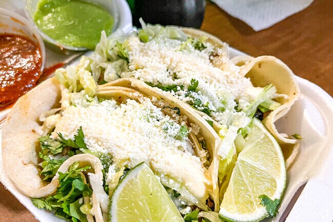 Tacos Tortas in Rosedale serves tacos de campechanos with hot sauce.