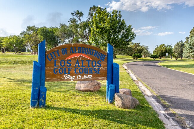 Wecome sign greets you at the Los Altos Golf Course.
