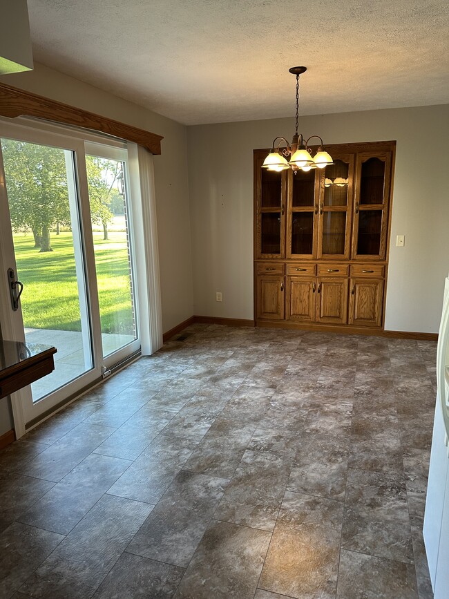 7772 Huwer Rd, Maria Stein, OH 45860 - photo 5